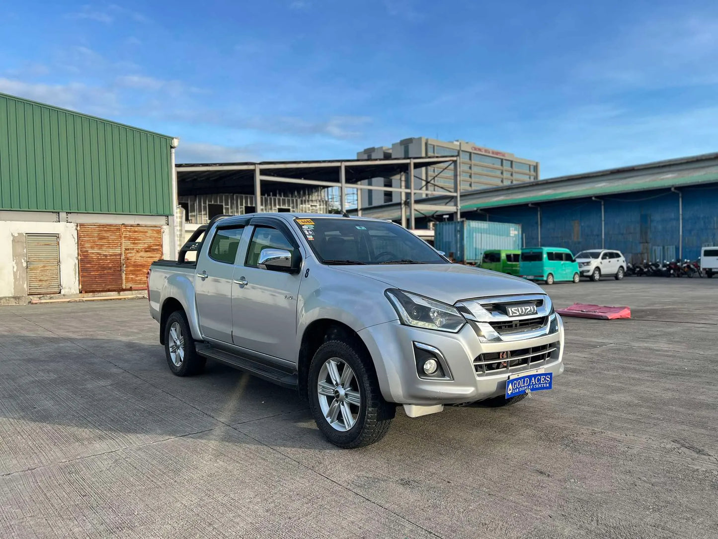 2017 ISUZU DMAX 3.0L 4X2 AUTOMATIC TRANSMISSION - Gold Aces Car Display Center