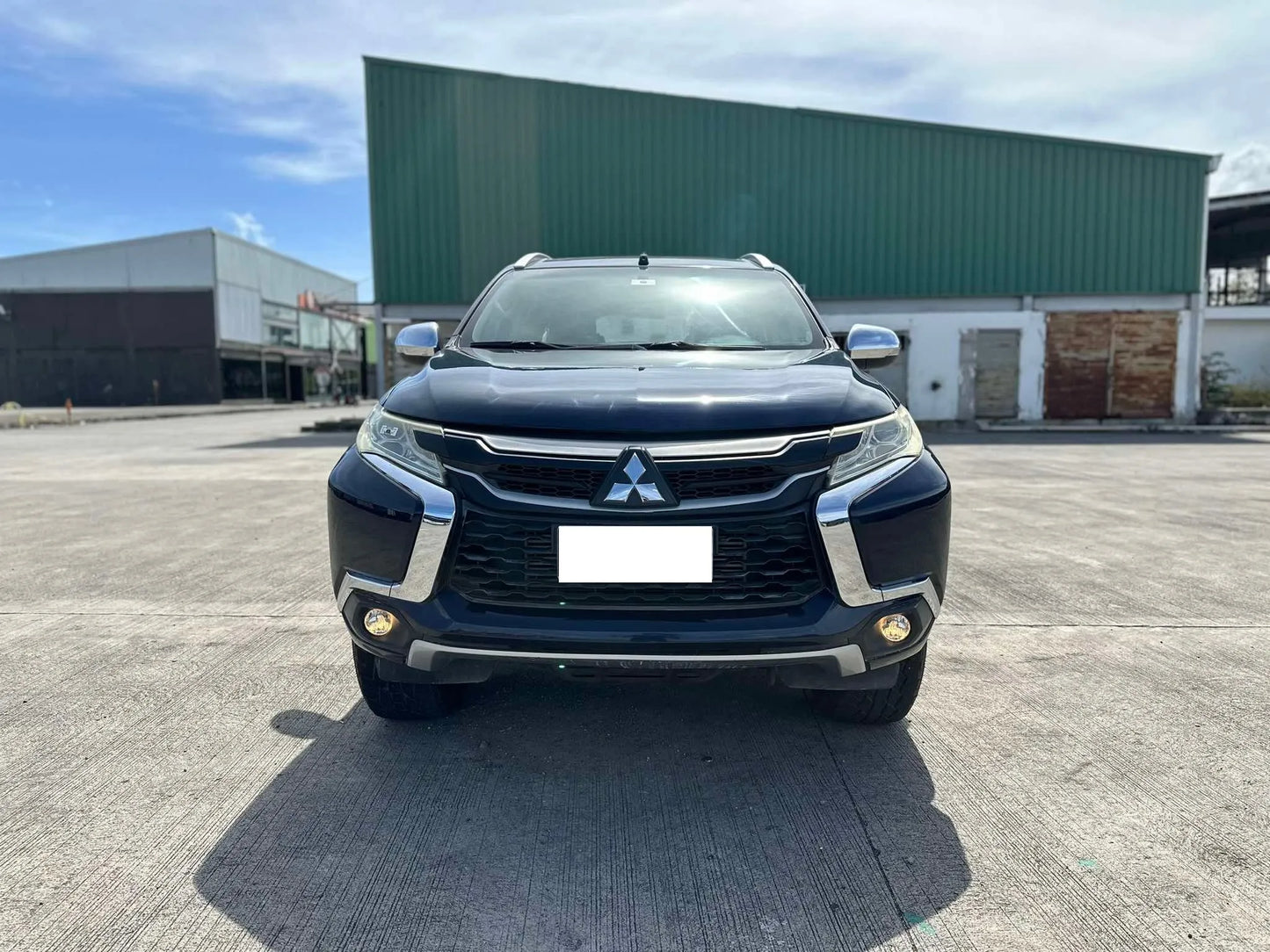 2018 ACQ MITSUBISHI MONTERO SPORTS GLS 2.4L DIESEL AUTOMATIC TRANSMISSION - Gold Aces Car Display Center