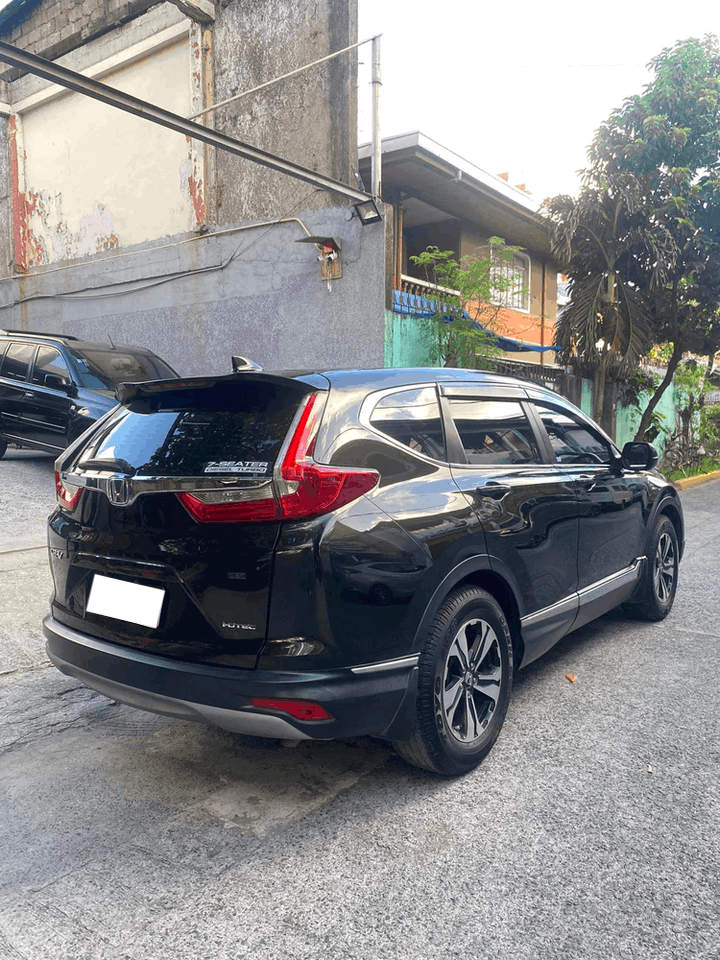 2018 HONDA CRV 1.6L TURBO DIESEL 4X2 AUTOMATIC TRANSMISSION - Gold Aces Car Display Center