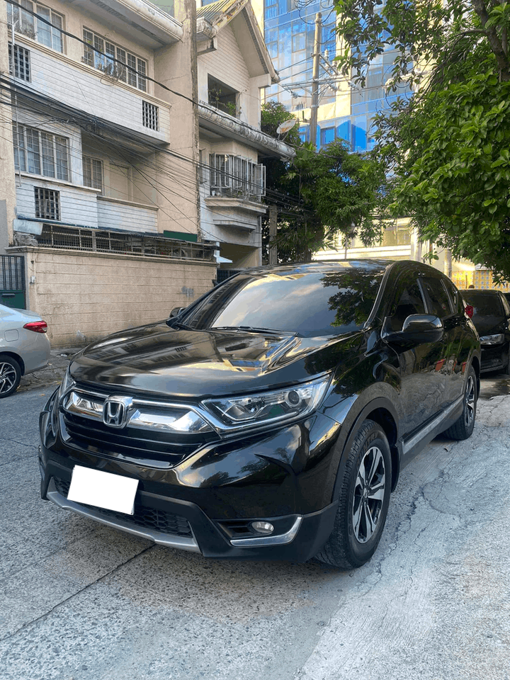 2018 HONDA CRV 1.6L TURBO DIESEL 4X2 AUTOMATIC TRANSMISSION - Gold Aces Car Display Center