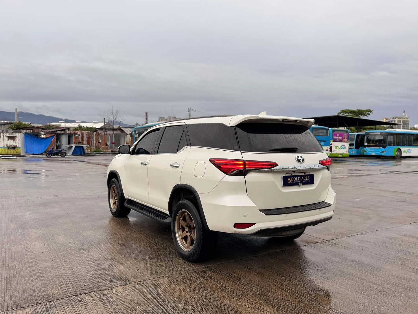 2018 TOYOTA FORTUNER V 2.4 AUTOMATIC TRANSMISSION - Gold Aces Car Display Center