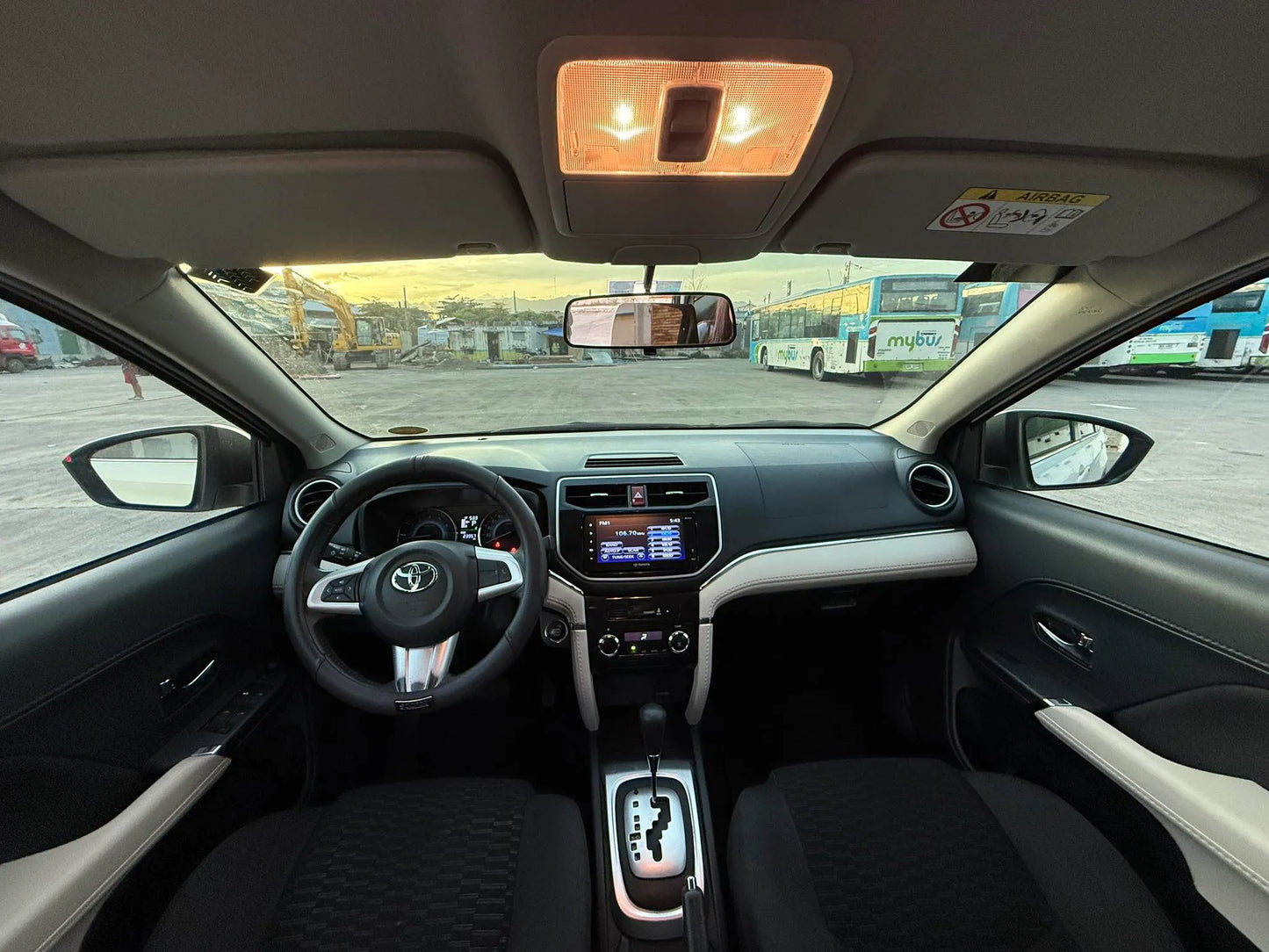 2019 TOYOTA RUSH G 1.5L GAS AUTOMATIC TRANSMISSION - Gold Aces Car Display Center