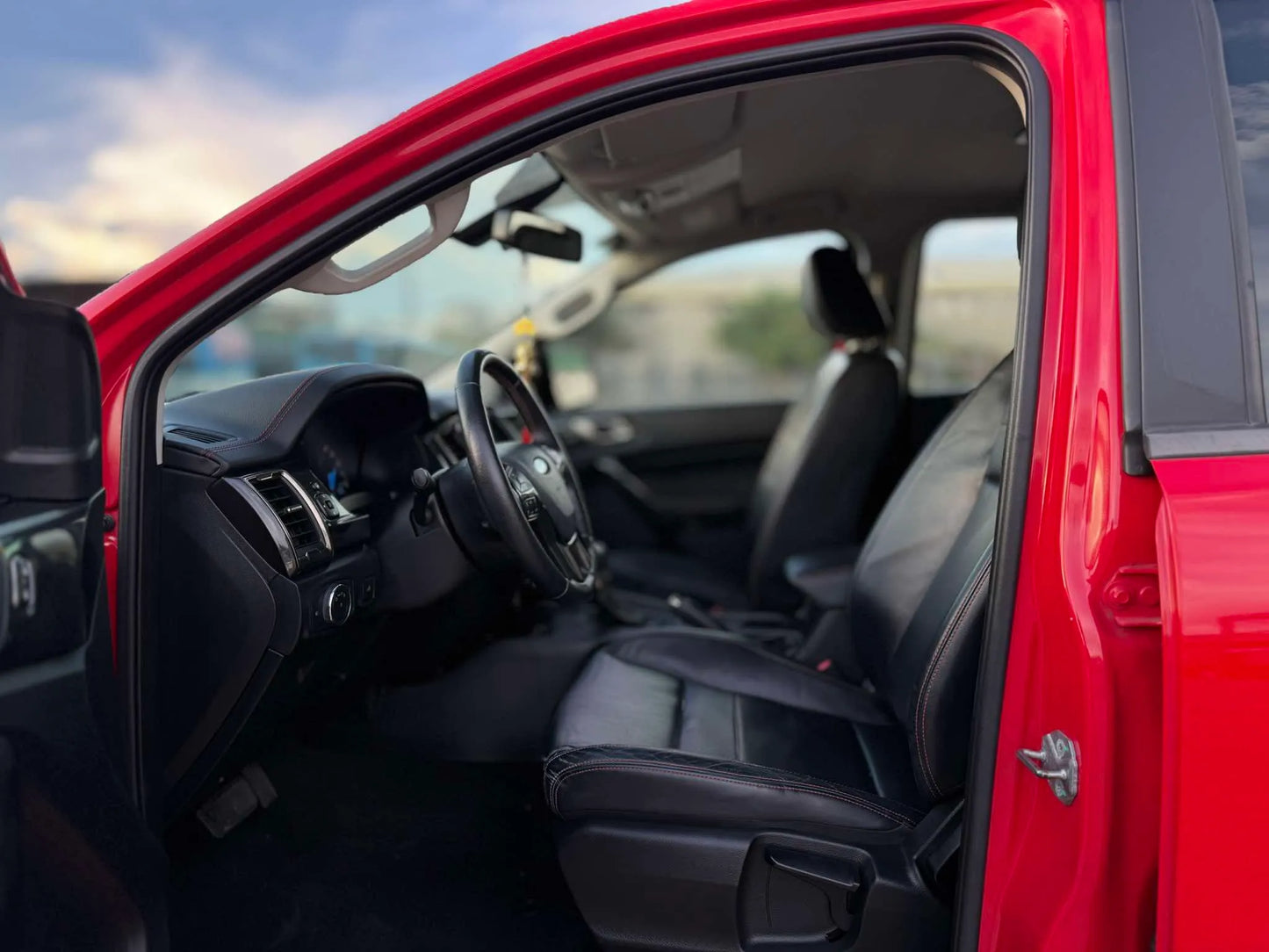 2020 FORD RANGER FX4 2.2L 4X2 AUTOMATIC TRANSMISSION (28T KMS ONLY!) - Gold Aces Car Display Center