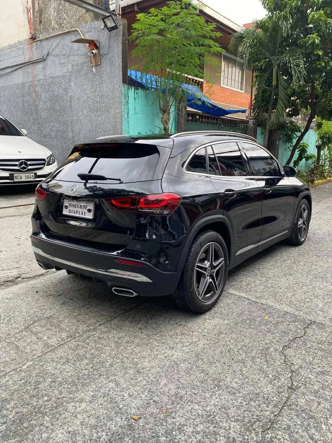 2021 MERCEDES BENZ GLA CLASS GLA200 AMG LINE AUTOMATIC TRANSMISSION - Gold Aces Car Display Center