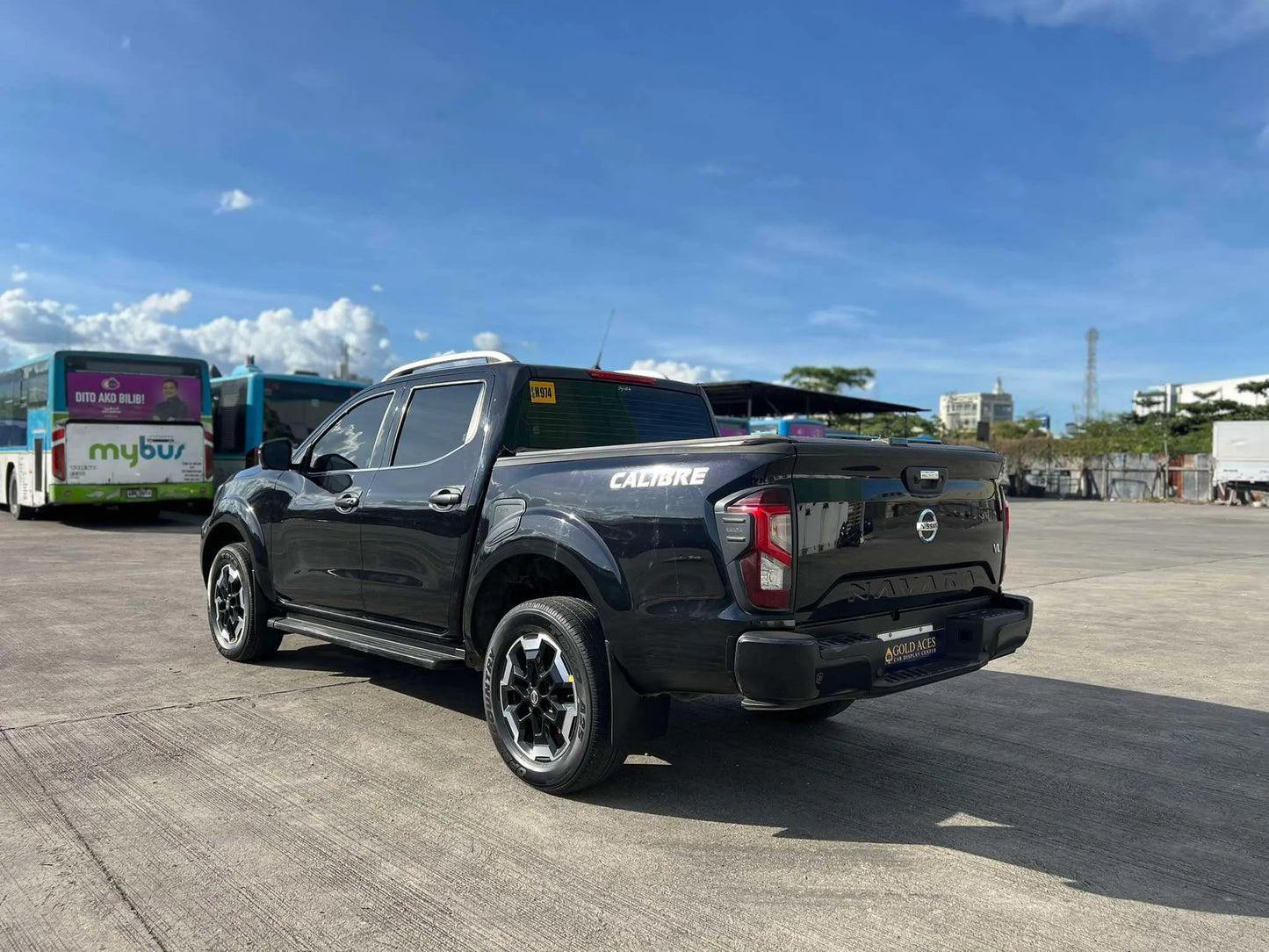2021 NISSAN NAVARA 2.5L VL 4X2 AUTOMATIC TRANSMISSION - Gold Aces Car Display Center