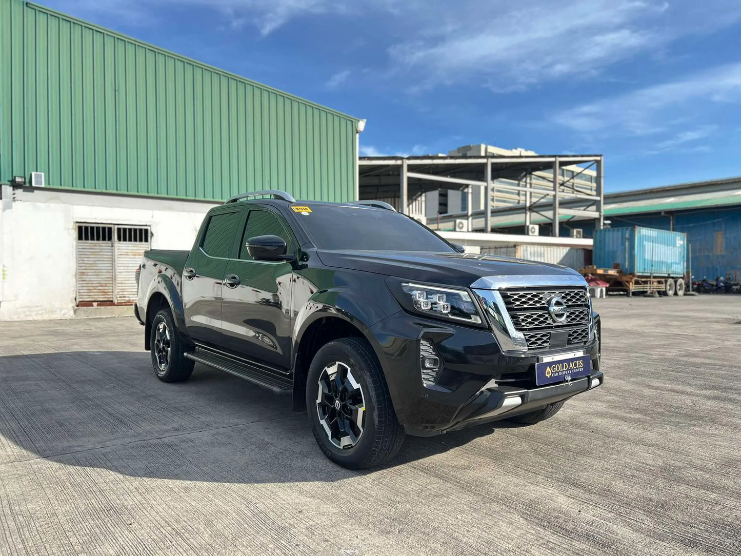 2021 NISSAN NAVARA 2.5L VL 4X2 AUTOMATIC TRANSMISSION - Gold Aces Car Display Center