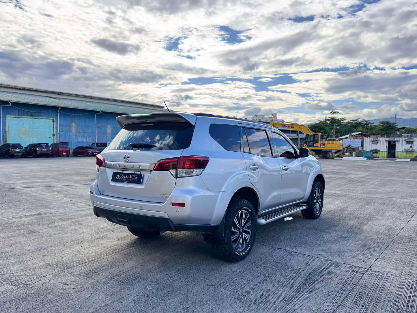 2021 NISSAN TERRA 2.5L VE 4X2 AUTOMATIC TRANMISSION - Gold Aces Car Display Center