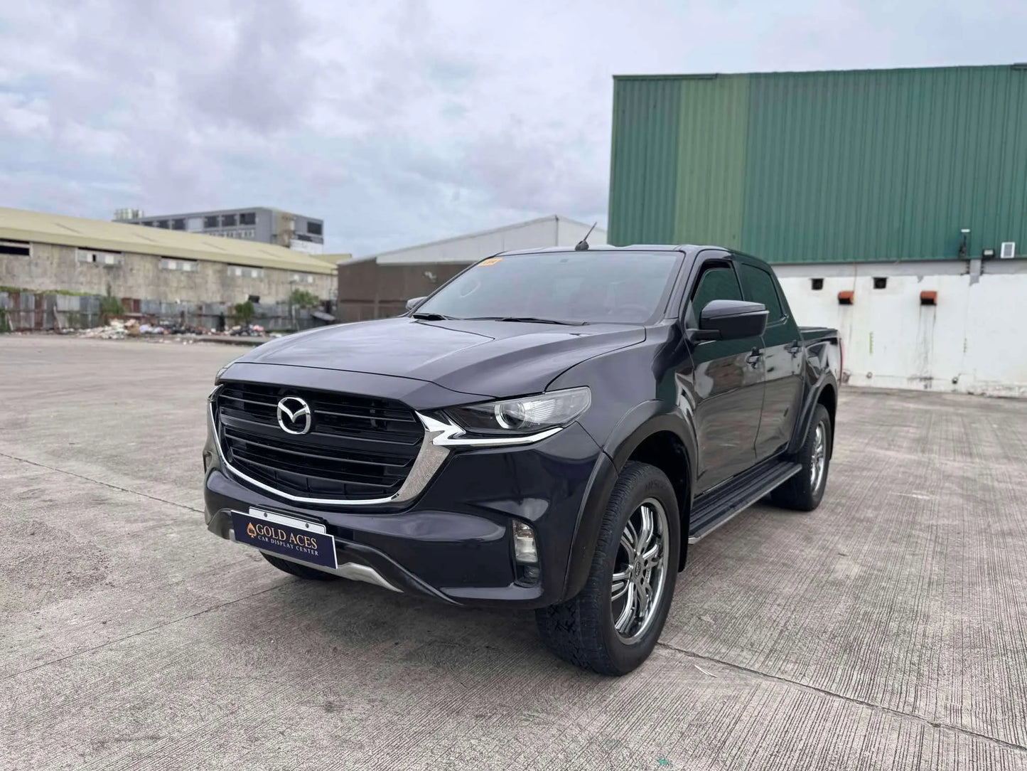 2022 MAZDA BT50 3.0L 4X2 AUTOMATIC TRANSMISSION (10T KMS ONLY!) - Gold Aces Car Display Center
