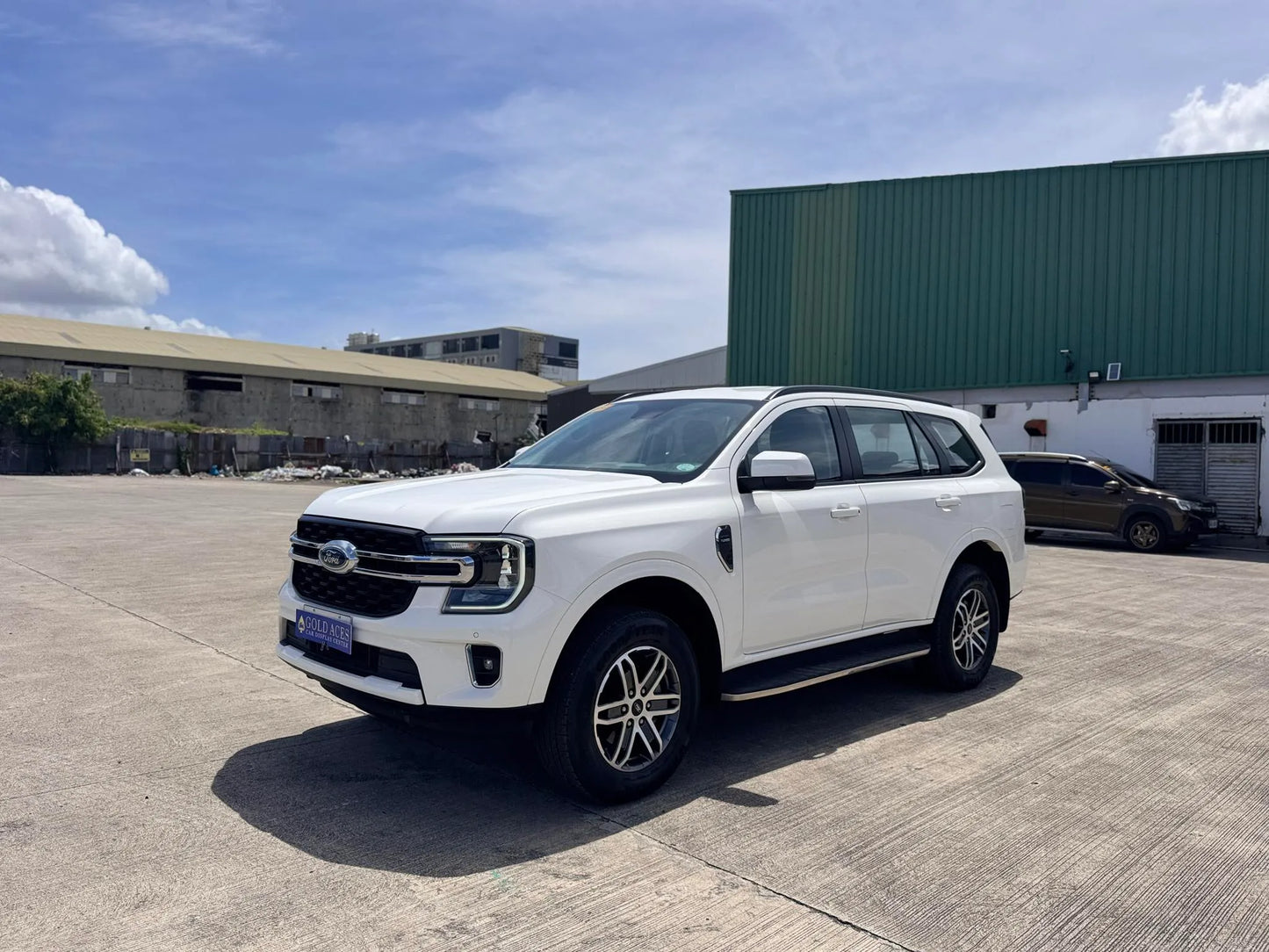 2023 FORD EVEREST LIMITED TURBO 2.0L DSL 4X2 AUTOMATIC TRANSMISSION (7T KMS ONLY!) - Gold Aces Car Display Center