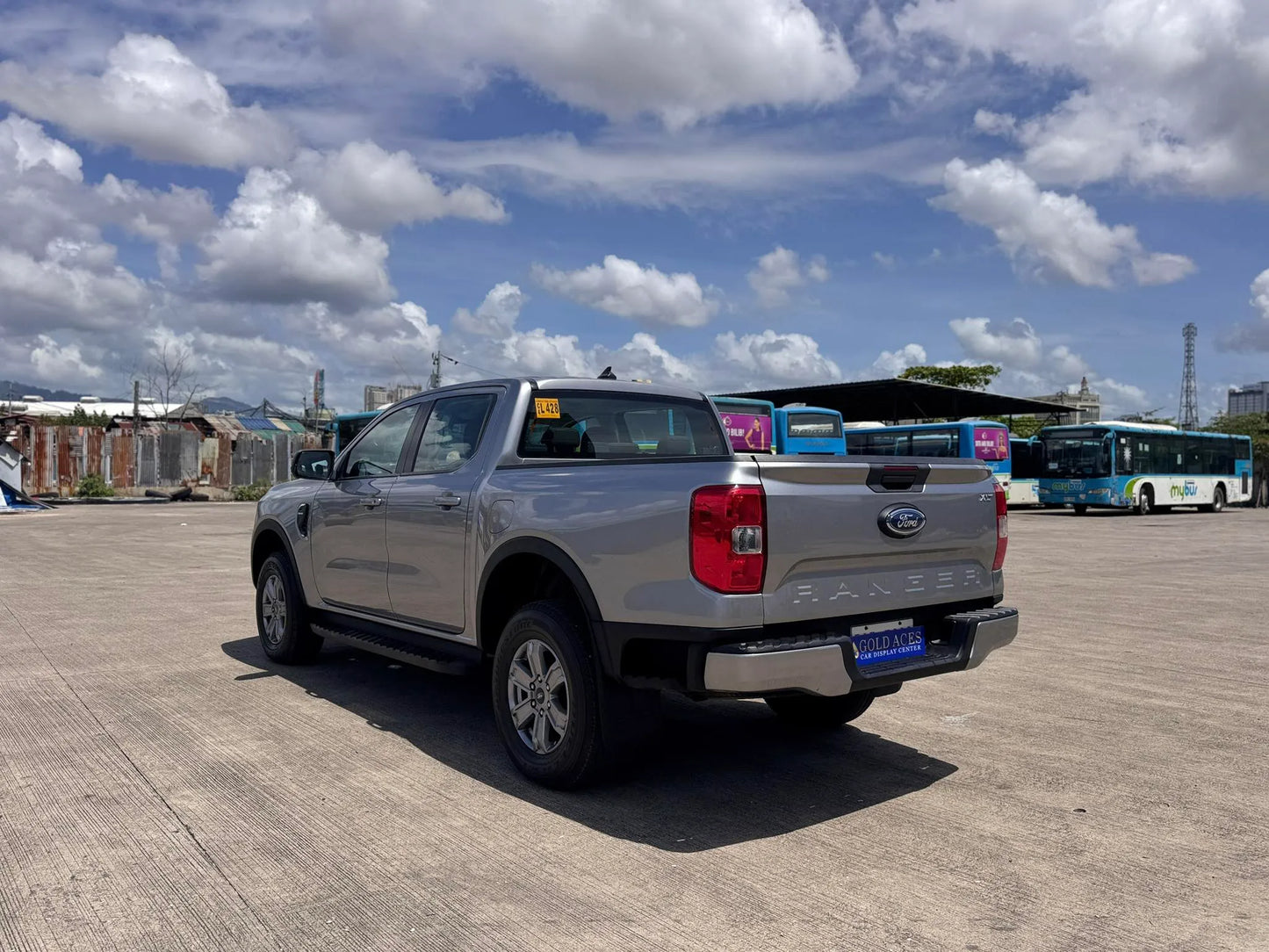 2023 FORD RANGER XLT 2.2L 4X2 AUTOMATIC TRANSMISSION (6T KMS ONLY!) - Gold Aces Car Display Center