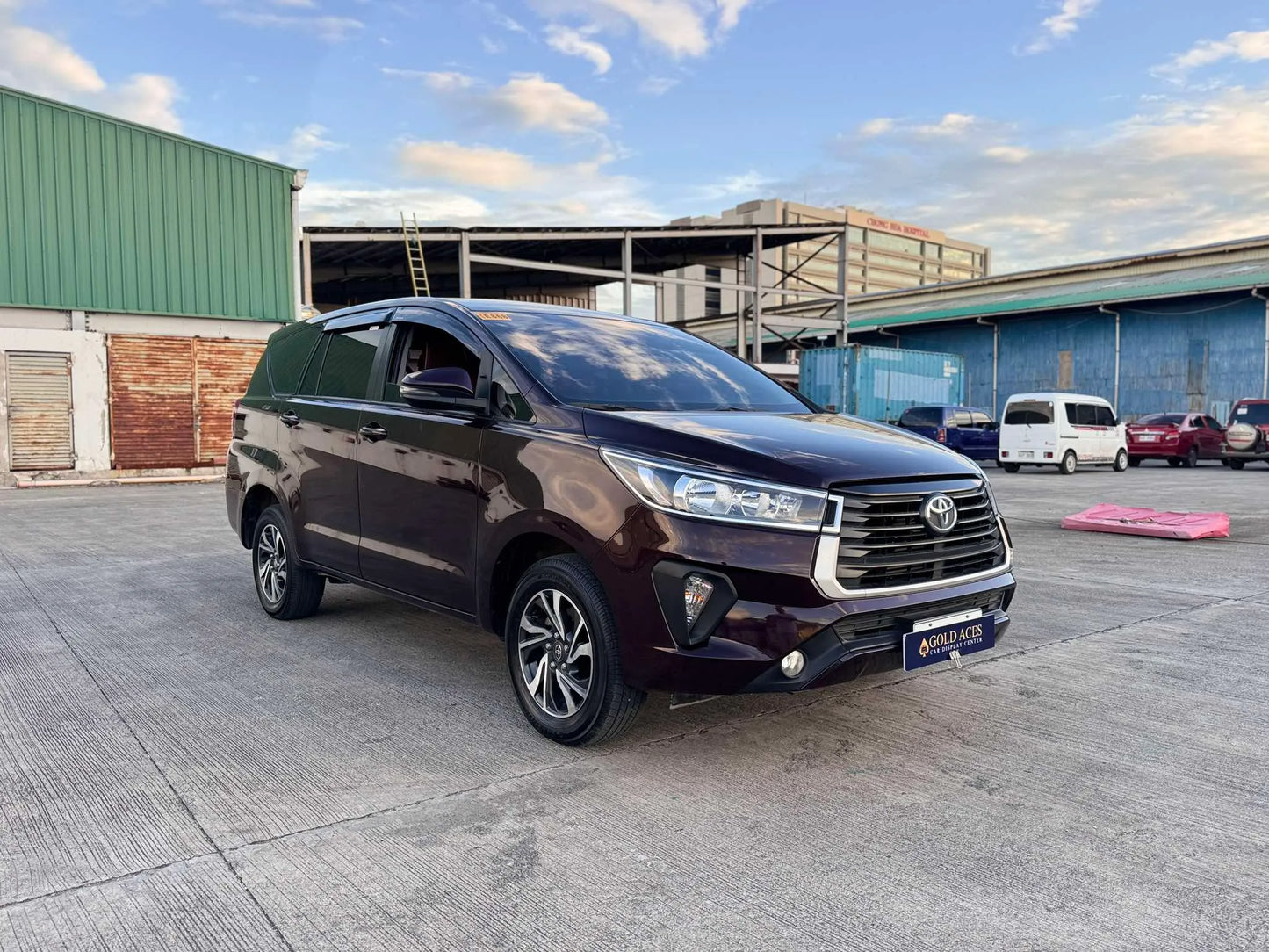 2023 TOYOTA INNOVA 2.8L E AUTOMATIC TRANSMISSION - Gold Aces Car Display Center