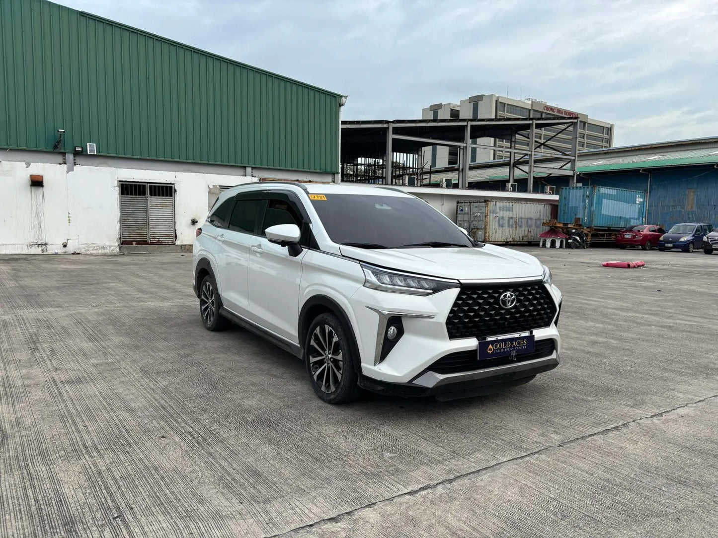 2023 TOYOTA VELOZ 1.5L CVT (11T KMS ONLY!) - Gold Aces Car Display Center