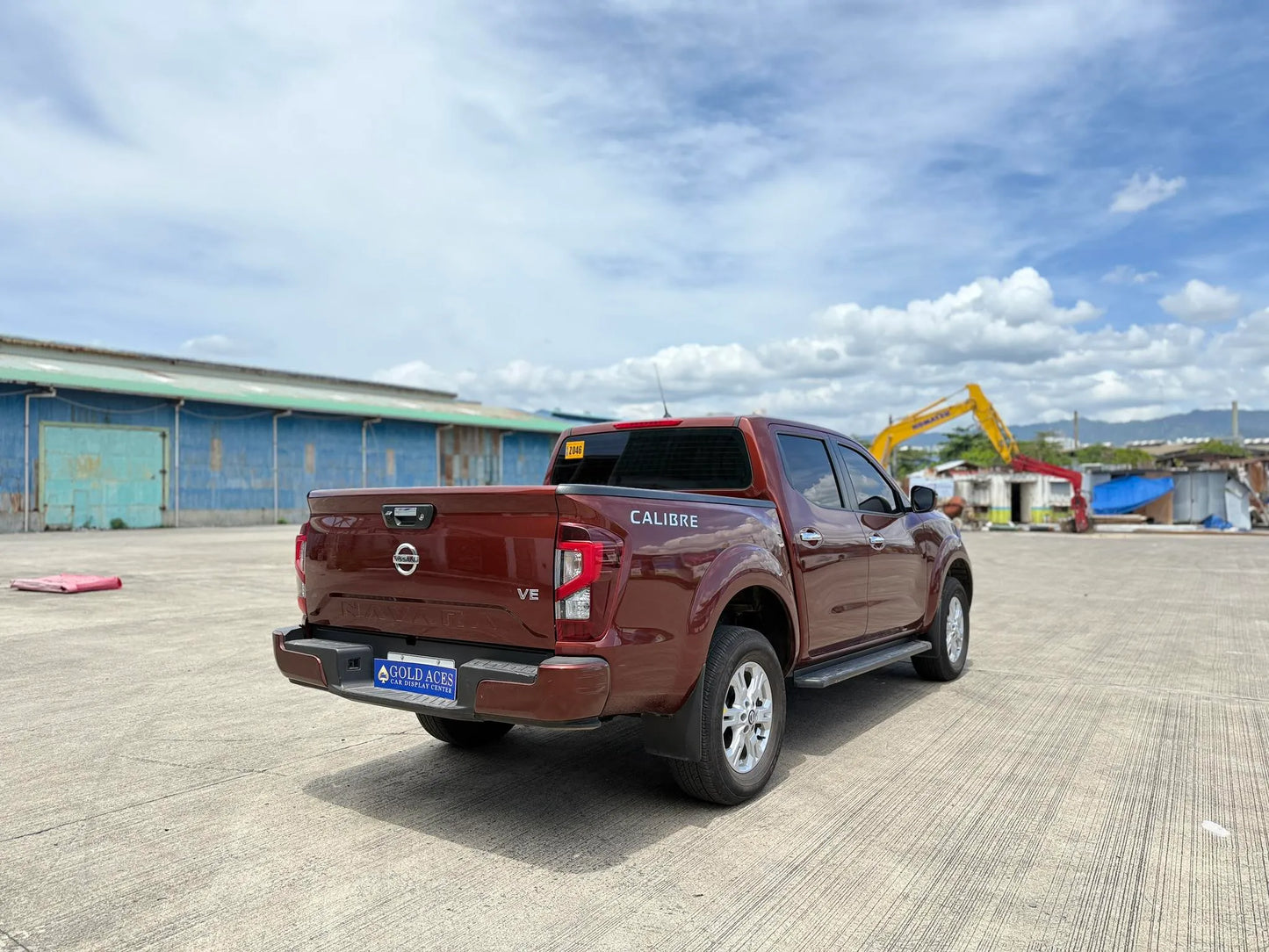 2024 NISSAN NAVARA 2.5L VE 4X2 AUTOMATIC TRANSMISSION - Gold Aces Car Display Center
