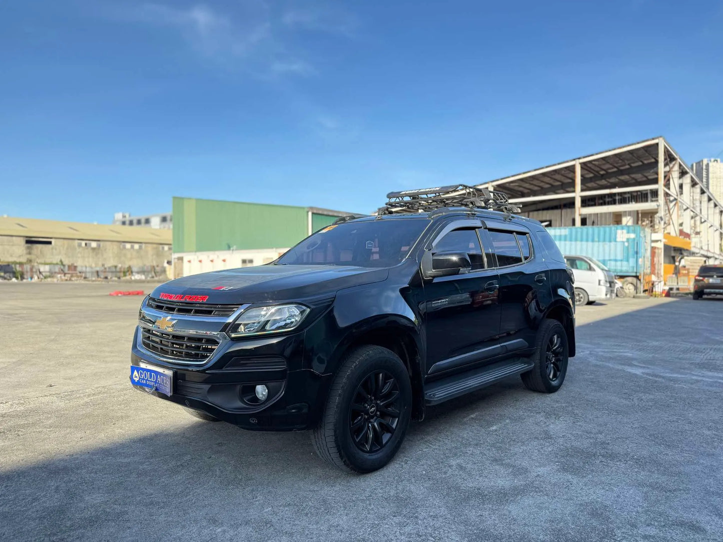 2017 CHEVROLET TRAILBLAZER 2.8L 4X4 AUTOMATIC TRANSMISSION Gold Aces Car Display Center