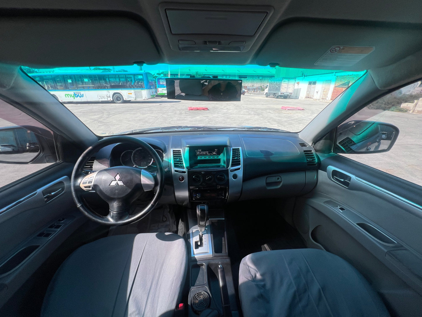 2010 MITSUBISHI MONTERO GLS 2.5L DSL AUTOMATIC TRANSMISSION Gold Aces Car Display Center