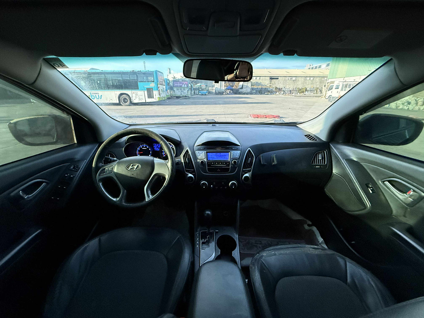 2011 HYUNDAI TUCSON 2.0L GAS AUTOMATIC TRANSMISSION Gold Aces Car Display Center