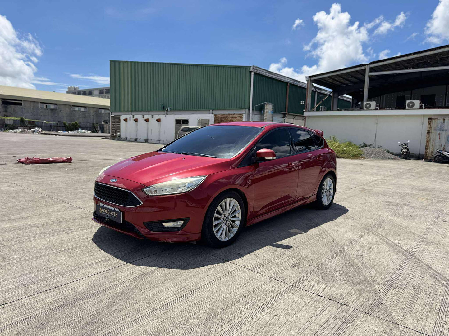 2016 FORD FOCUS 1.0L ECOBOOST AUTOMATIC TRANSMISSION Gold Aces Car Display Center