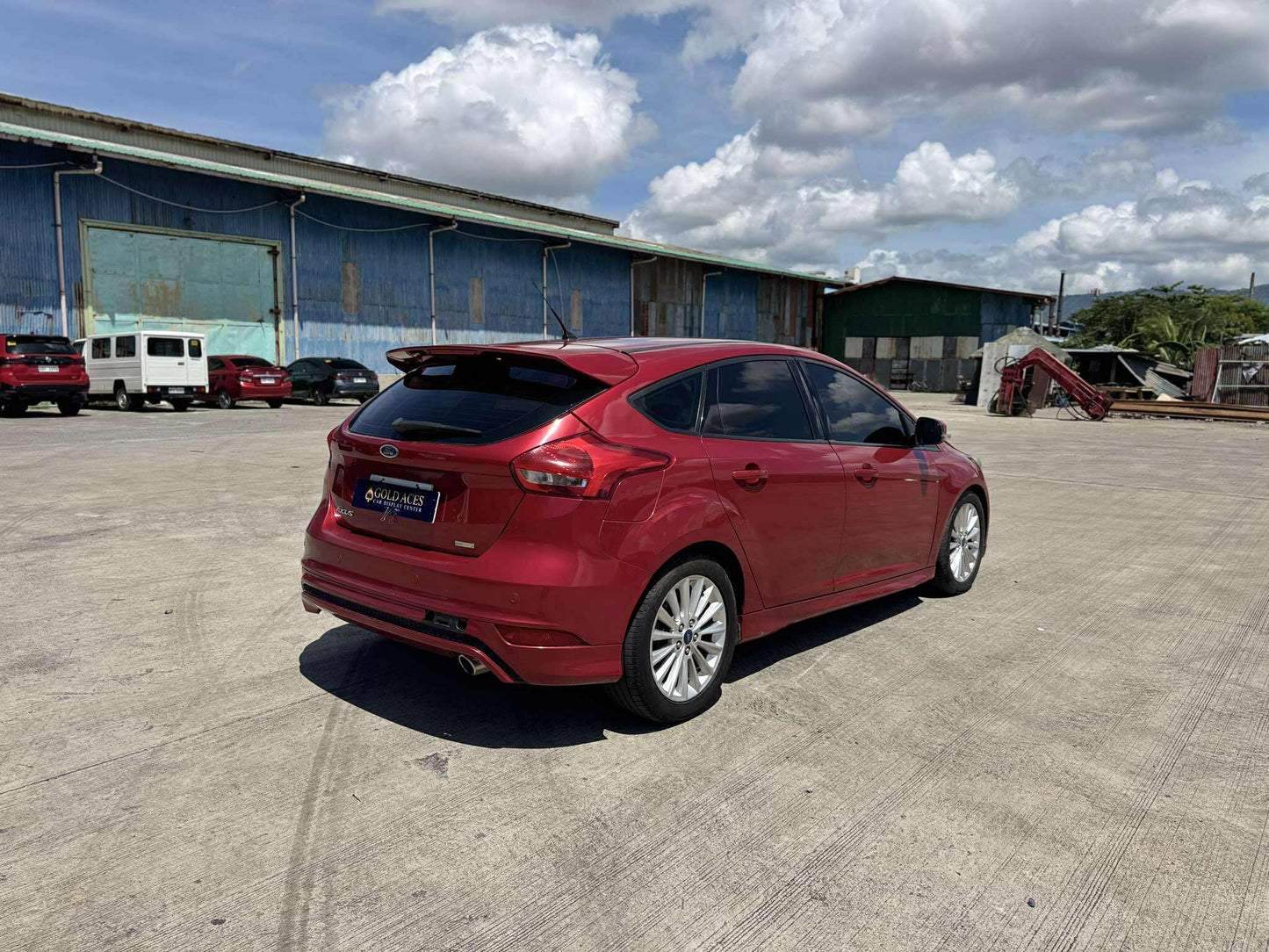 2016 FORD FOCUS 1.0L ECOBOOST AUTOMATIC TRANSMISSION Gold Aces Car Display Center