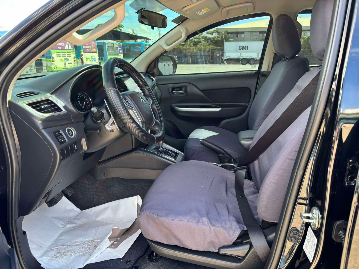 2023 MITSUBISHI STRADA GLS 2.4L 4X2 AUTOMATIC TRANSMISSION Gold Aces Car Display Center