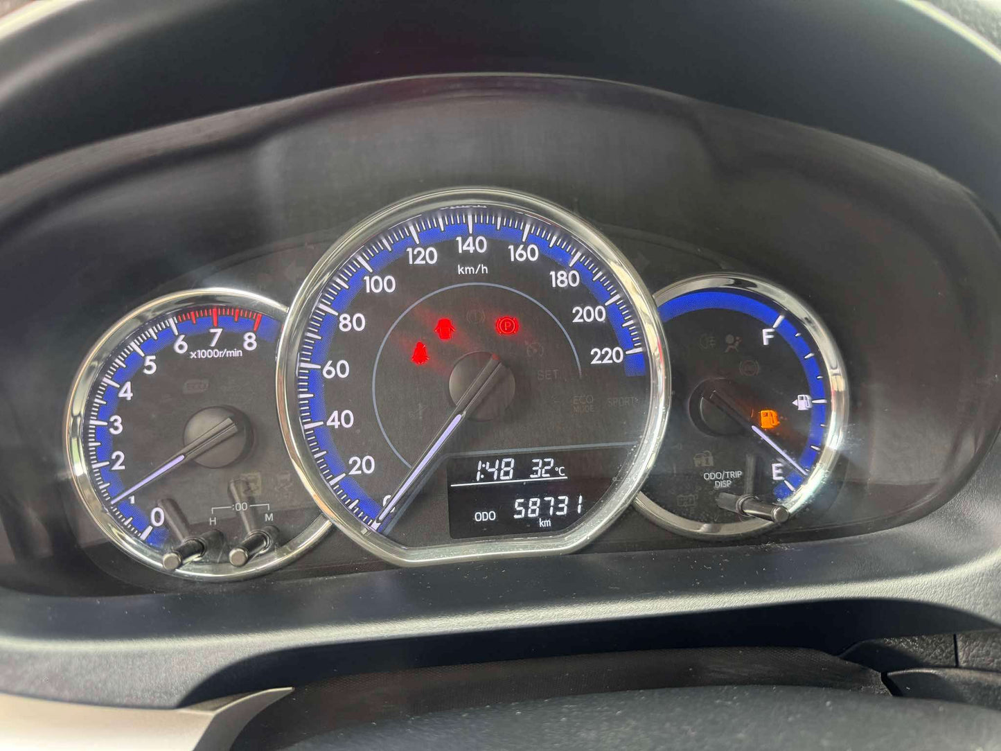 2019 TOYOTA VIOS E 1.3L MANUAL TRANSMISSION Gold Aces Car Display Center