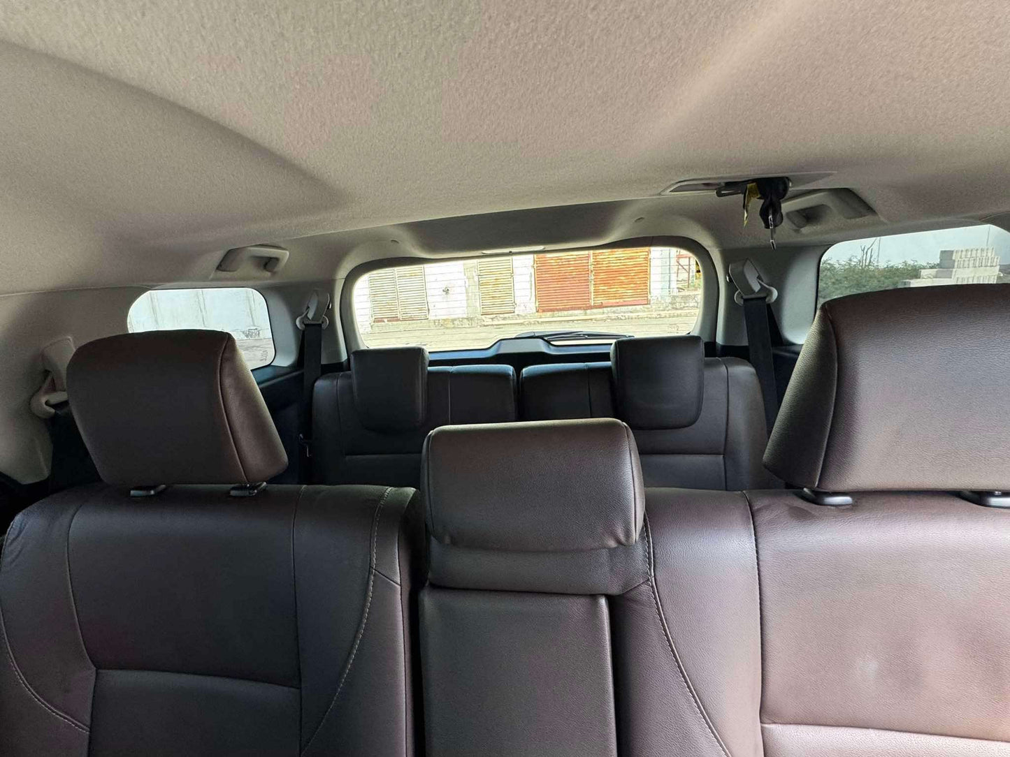 2017 TOYOTA FORTUNER 2.4L V 4X2 AUTOMATIC TRANSMISSION Gold Aces Car Display Center