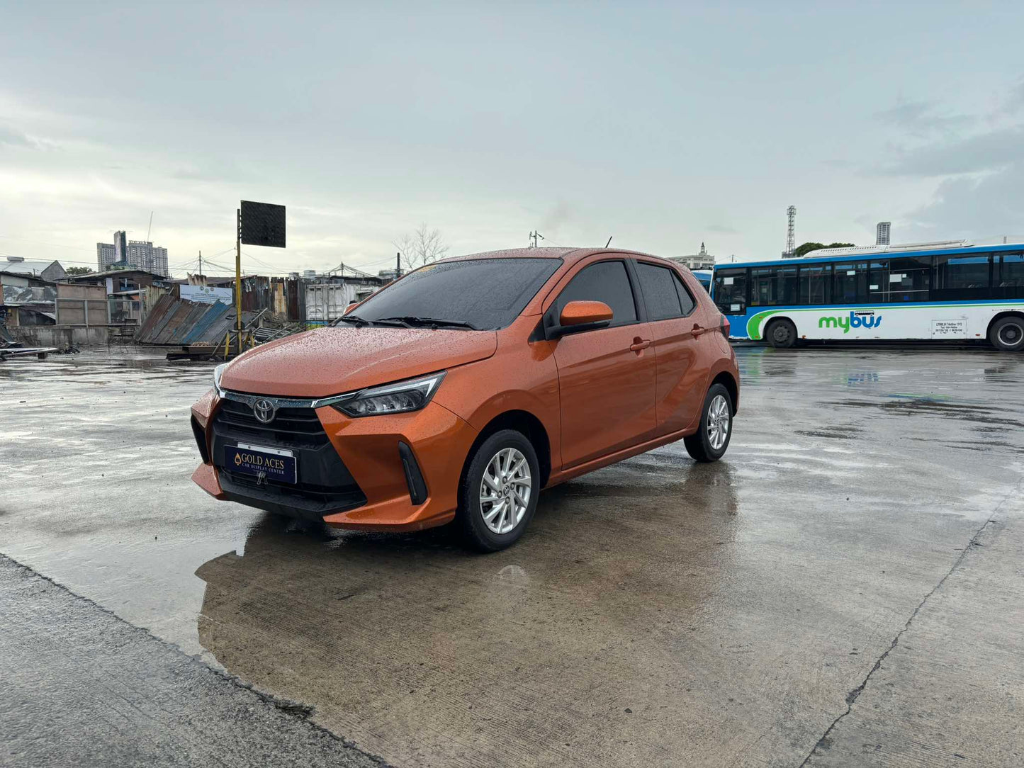 2023 TOYOTA VELOZ 1.5L CVT AUTOMATIC TRANSMISSION (7T KMS ONLY!) Gold Aces Car Display Center