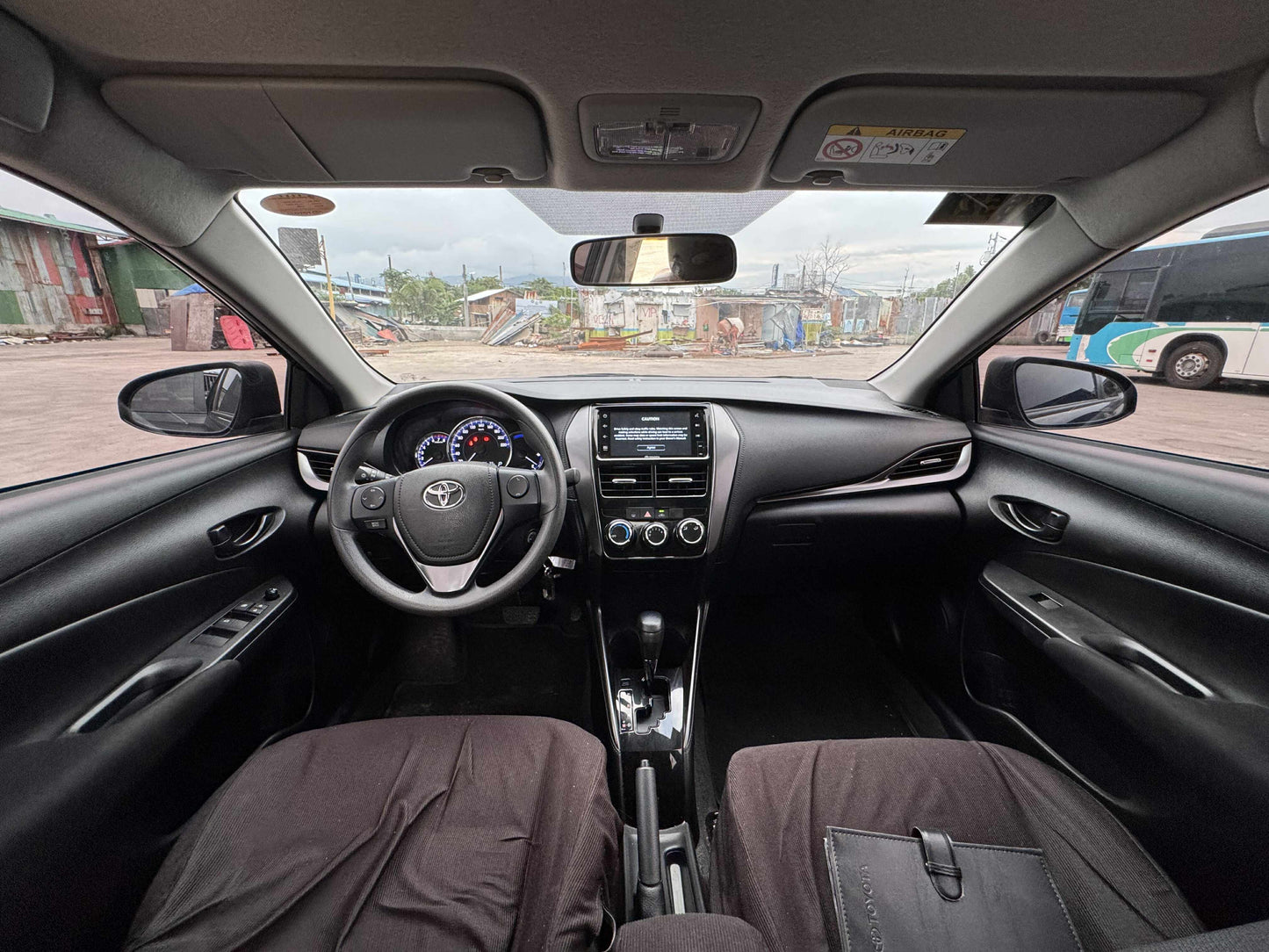 2025 TOYOTA VIOS 1.3L XLE AUTOMATIC TRANSMISSION (3TKMS ONLY!) Gold Aces Car Display Center