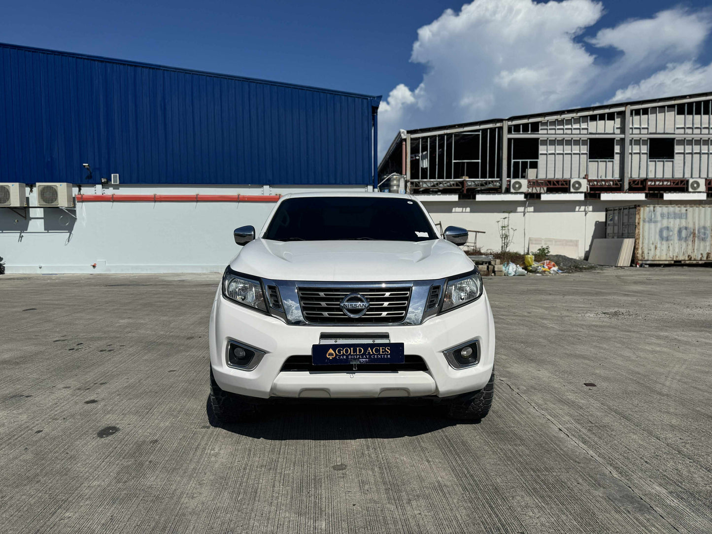 2018 NISSAN NAVARA 2.5L EL 4X2 MANUAL TRANSMISSION Gold Aces Car Display Center