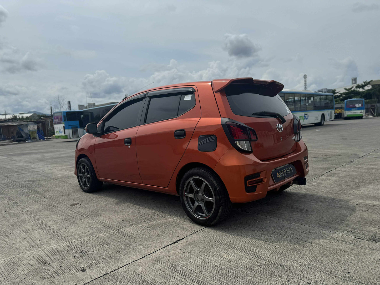 2020 TOYOTA WIGO G 1.0L MANUAL TRANSMISSION (39T KMS ONLY!) Gold Aces Car Display Center