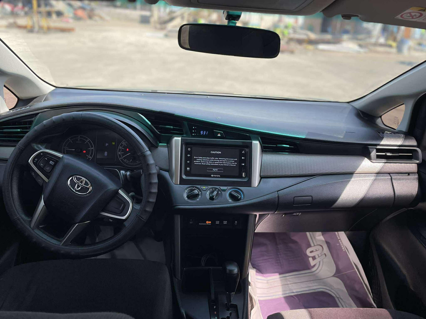 2022 TOYOTA INNOVA 2.8L E DIESEL AUTOMATIC TRANSMISSION Gold Aces Car Display Center