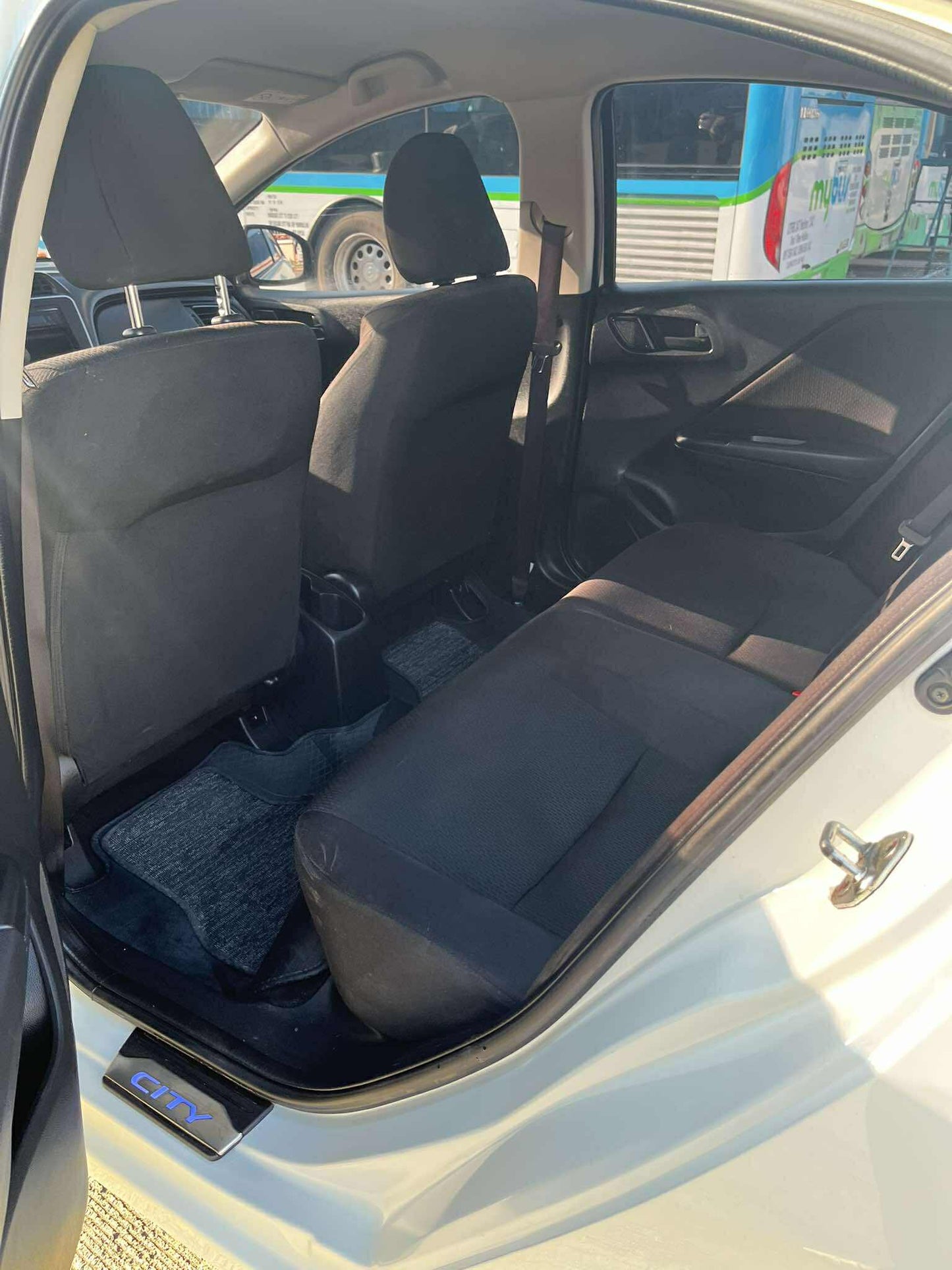 2018 HONDA CITY 1.5L E AUTOMATIC TRANSMISSION Gold Aces Car Display Center