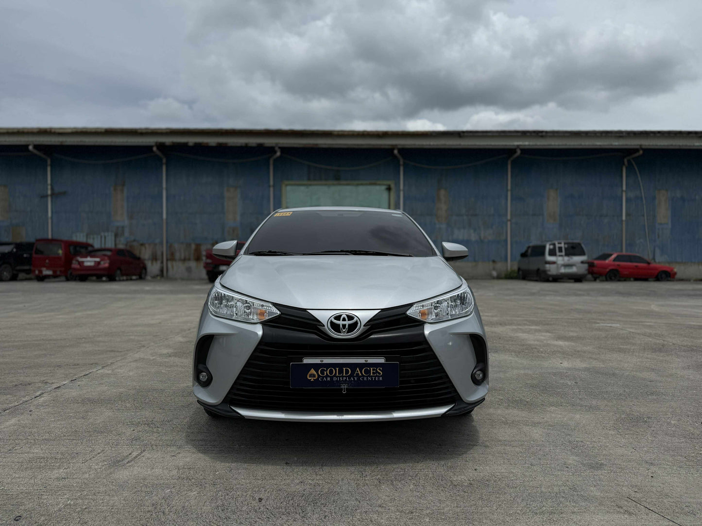 2025 TOYOTA VIOS 1.3L XLE AUTOMATIC TRANSMISSION (2TKMS ONLY!) Gold Aces Car Display Center