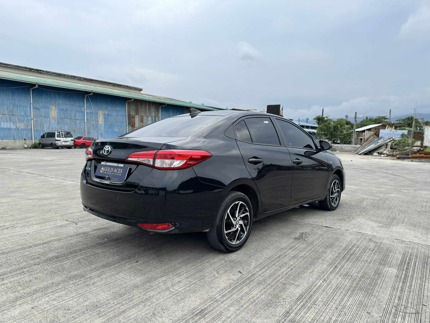 2025 TOYOTA VIOS 1.3L XLE AUTOMATIC TRANSMISSION (3TKMS ONLY!) Gold Aces Car Display Center