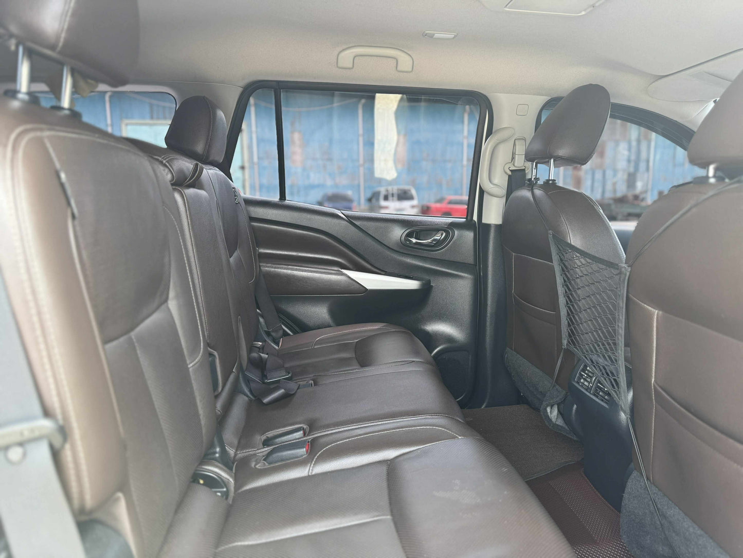 2019 NISSAN TERRA 2.5L VL 4X2 AUTOMATIC TRANMISSION Gold Aces Car Display Center