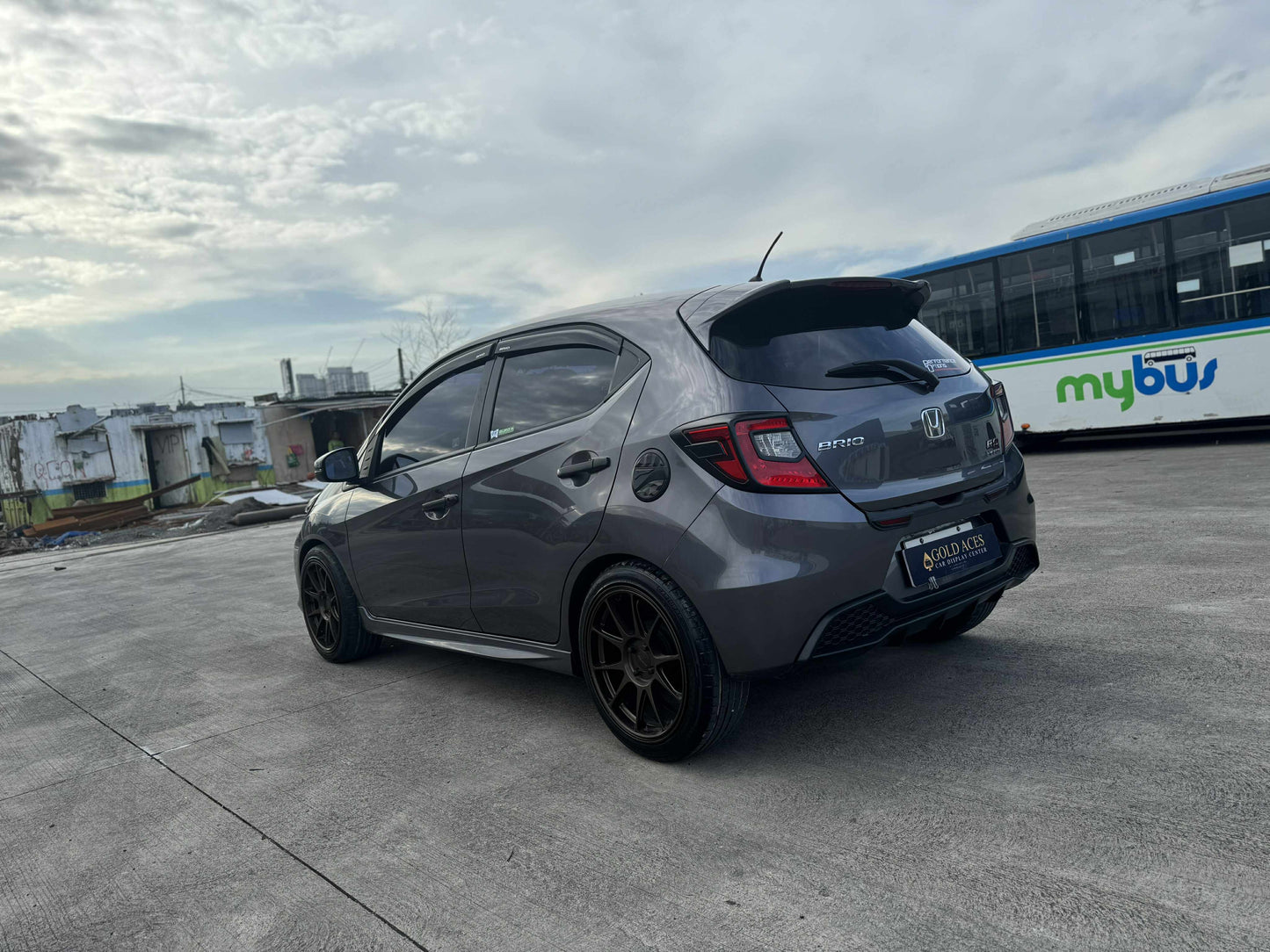 2019 HONDA BRIO 1.2L S AUTOMATIC TRANSMISSION Gold Aces Car Display Center