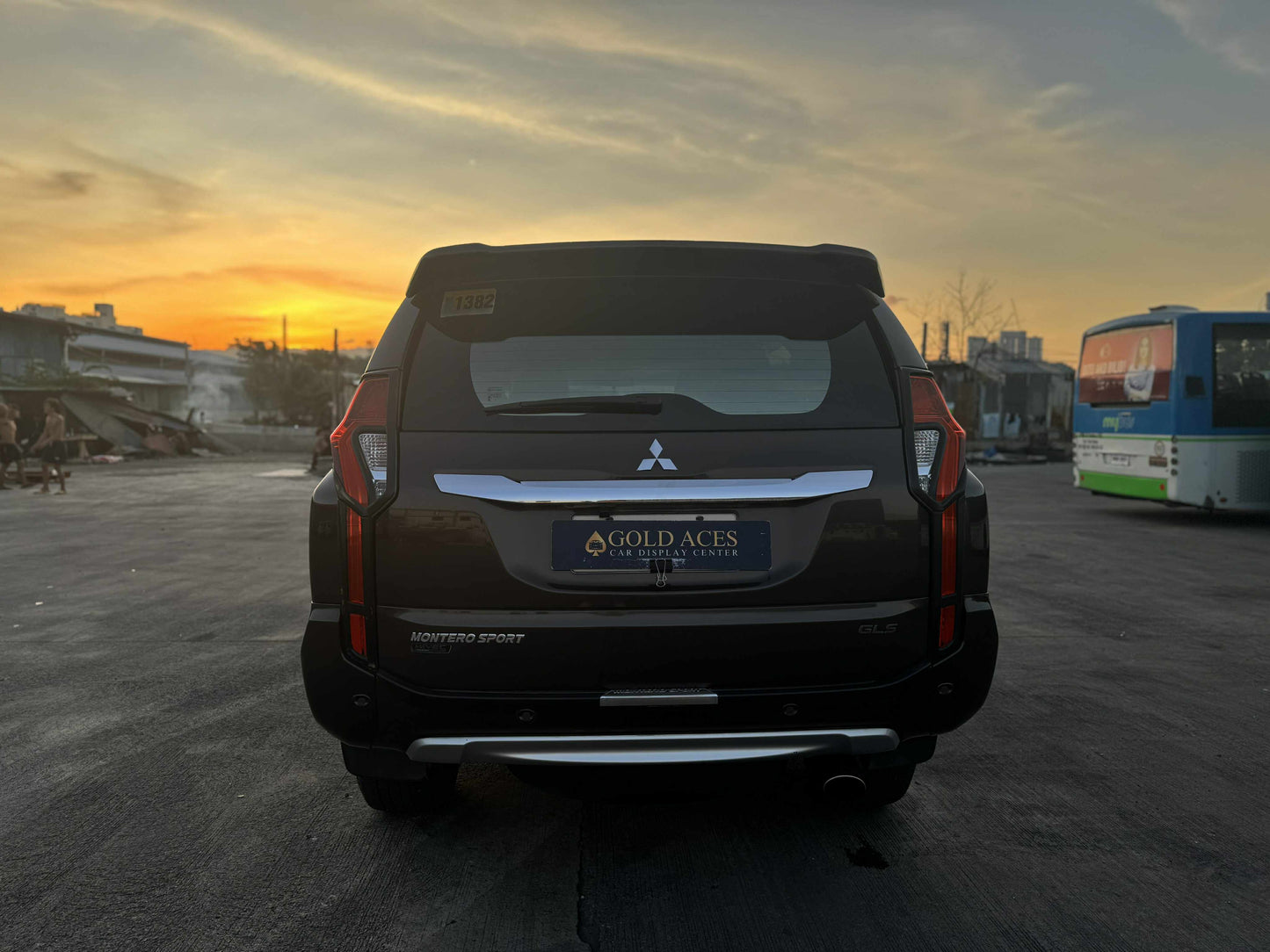 2016 MITSUBISHI MONTERO SPORTS GLS 2.4L DSL AUTOMATIC TRANSMISSION Gold Aces Car Display Center
