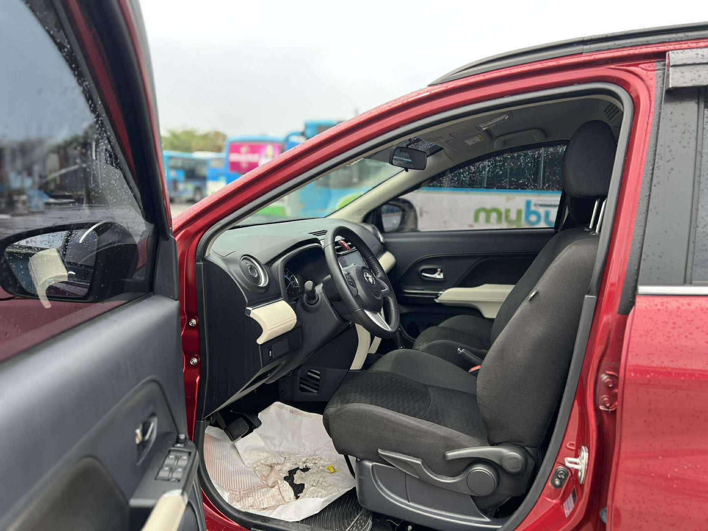 2023 TOYOTA RUSH 1.5L GRS AUTOMATIC TRANSMISSION (11T KMS ONLY!) Gold Aces Car Display Center
