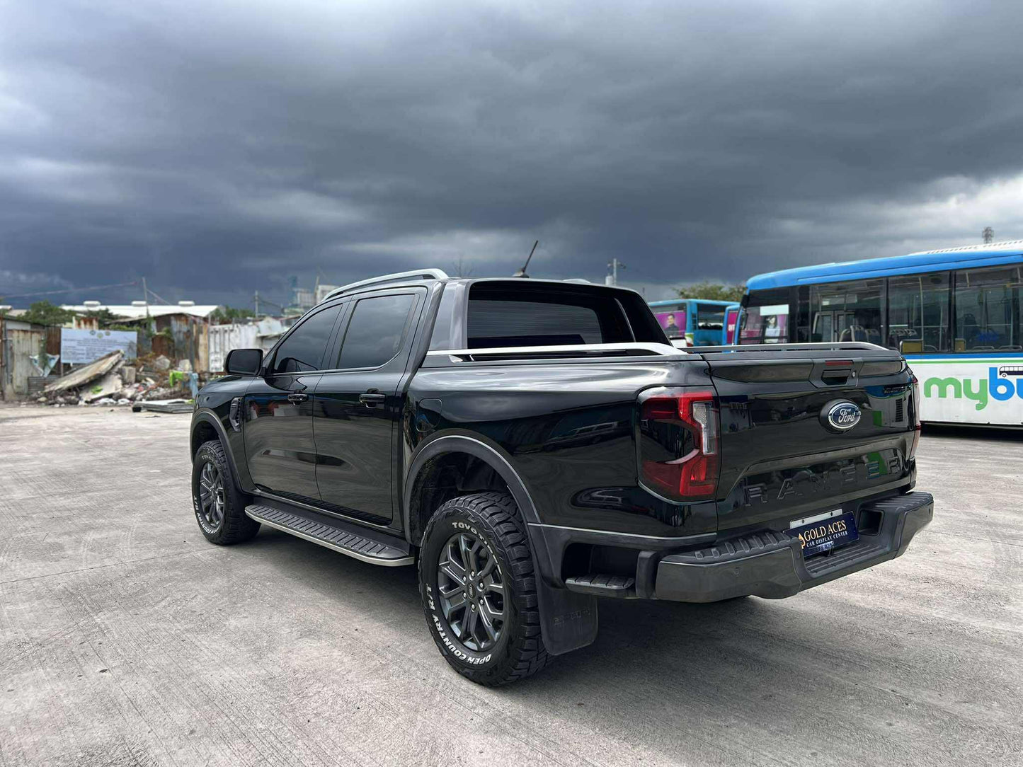 2023 FORD RANGER WILDTRAK 2.0L 4X2 DSL AUTOMATIC TRANSMISSION Gold Aces Car Display Center