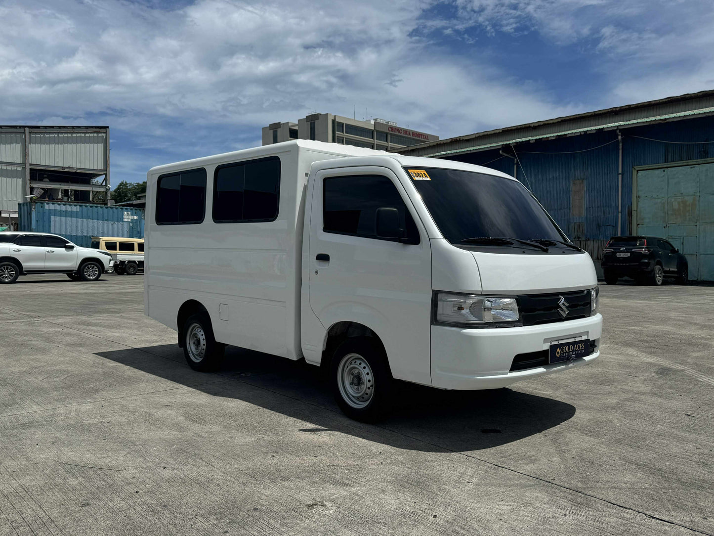 2022 SUZUKI CARRY CAB 1.5L MANUAL TRANSMISSION Gold Aces Car Display Center