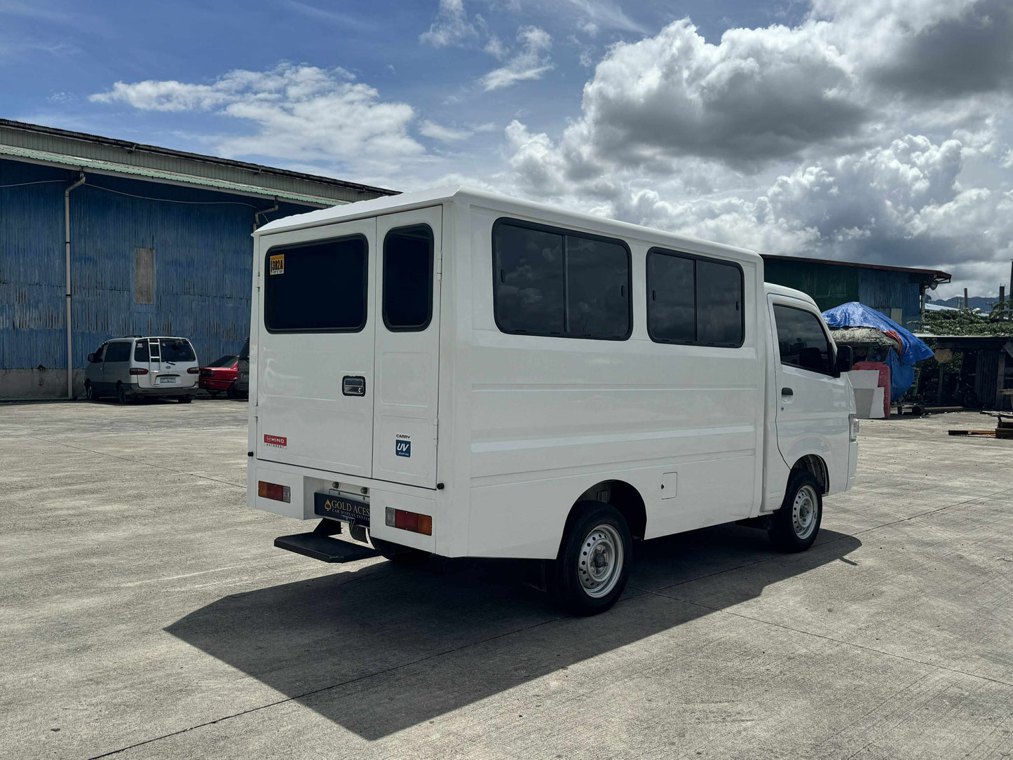 2022 SUZUKI CARRY CAB 1.5L MANUAL TRANSMISSION Gold Aces Car Display Center