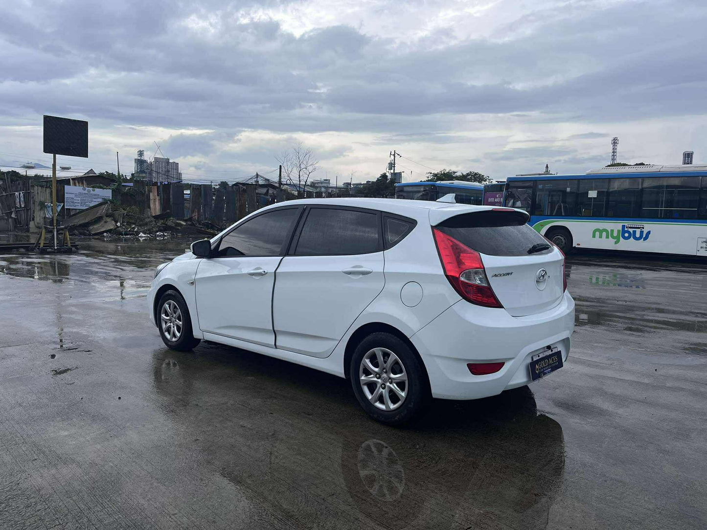 2014 HYUNDAI ACCENT 1.6L HB MANUAL TRANSMISSION HYUNDAI