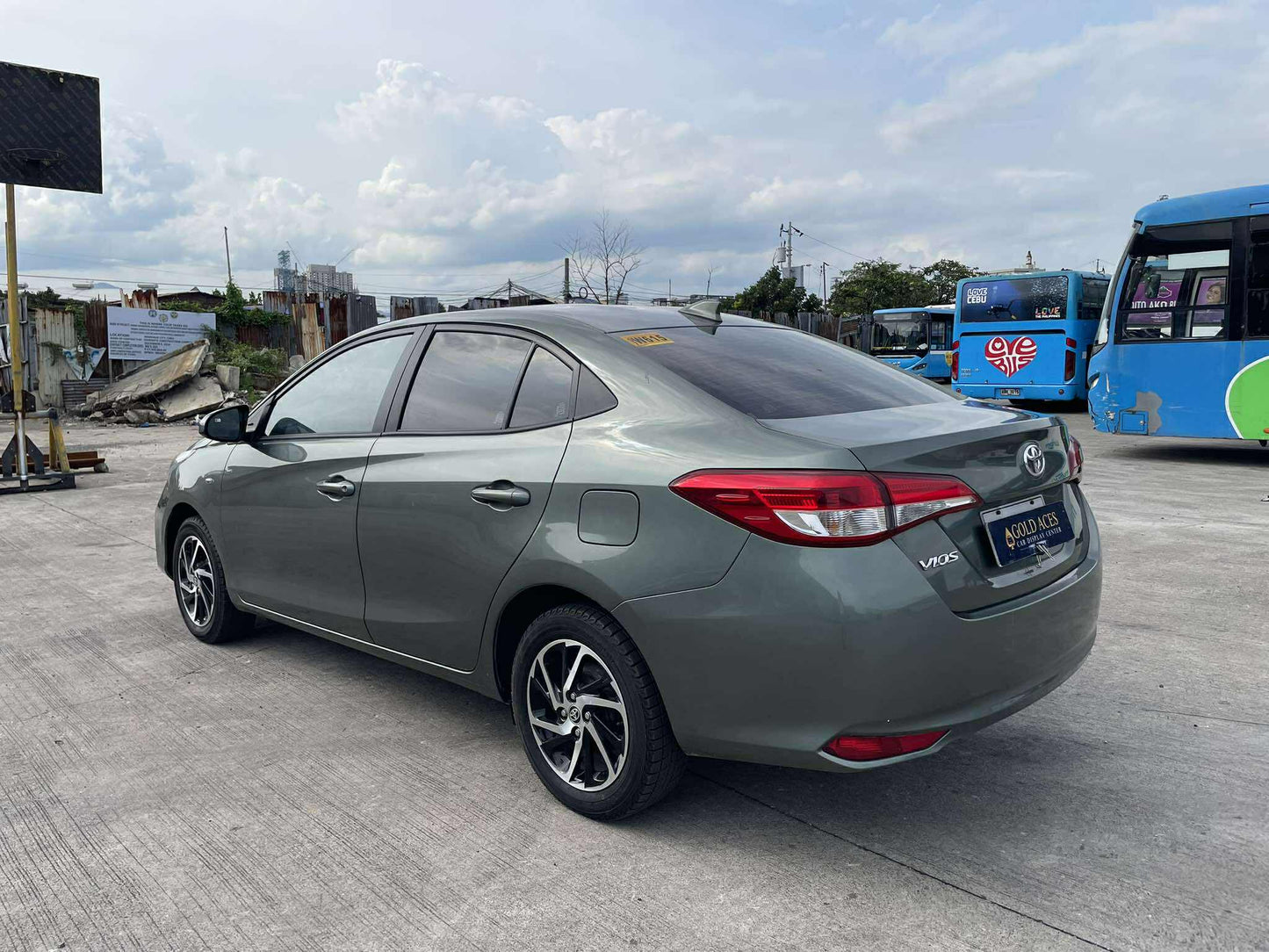 2022 TOYOTA VIOS 1.3L E MANUAL TRANSMISSION Gold Aces Car Display Center