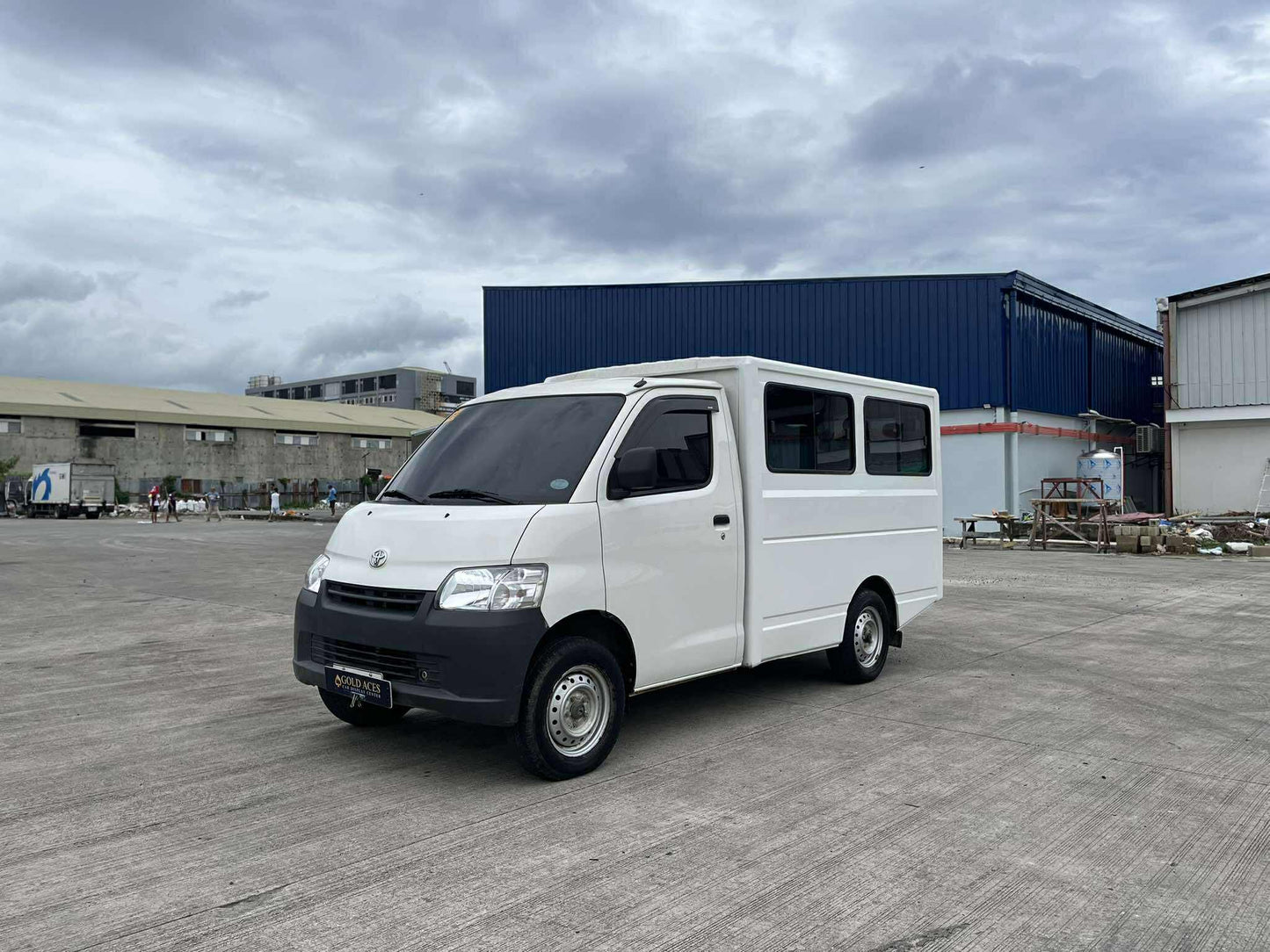 2023 TOYOTA LITEACE FX 1.5L MANUAL TRANSMISSION Gold Aces Car Display Center