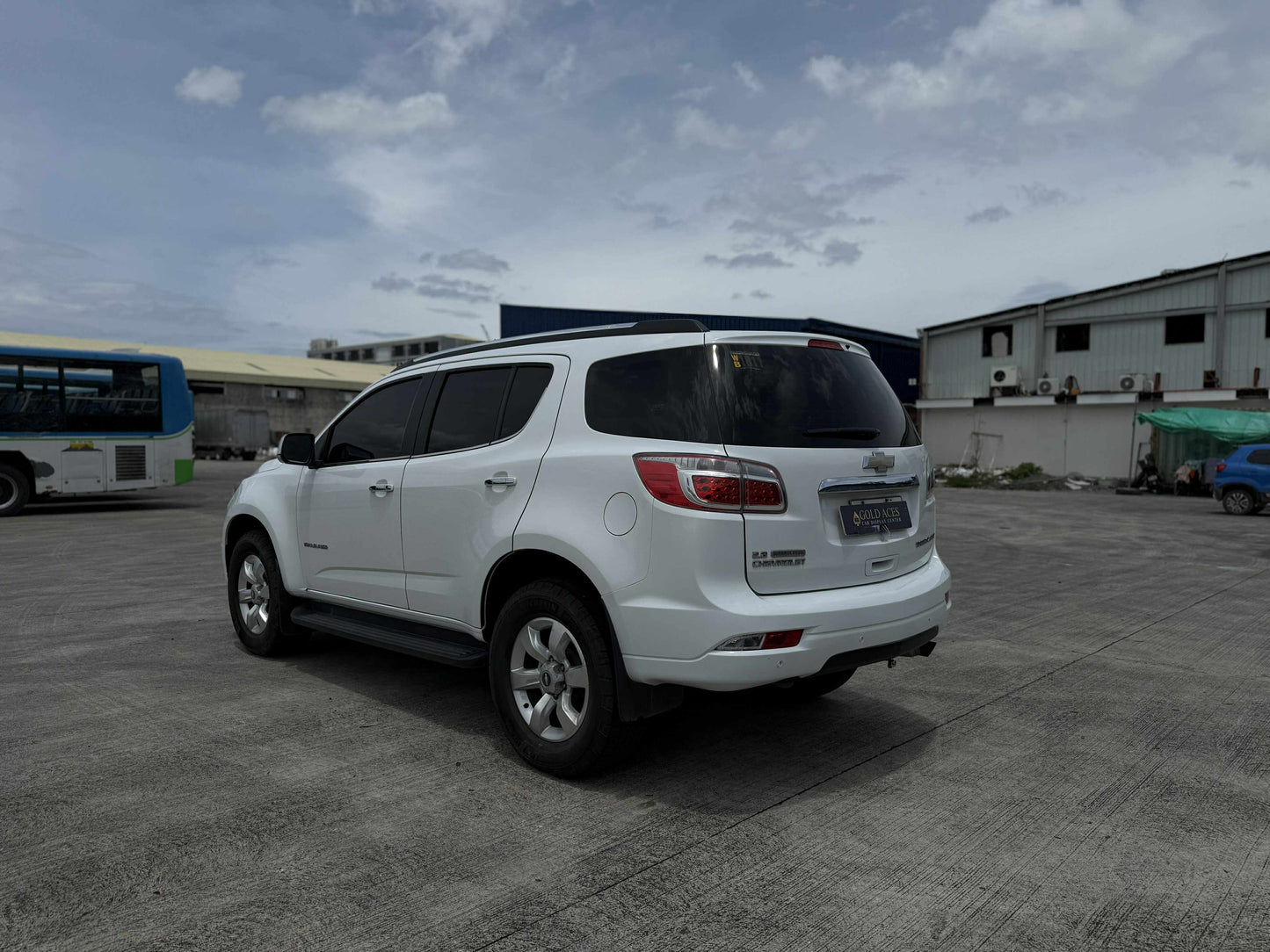 2018 TOYOTA FORTUNER 2.4L G 4X2 MANUAL TRANSMISSION Gold Aces Car Display Center