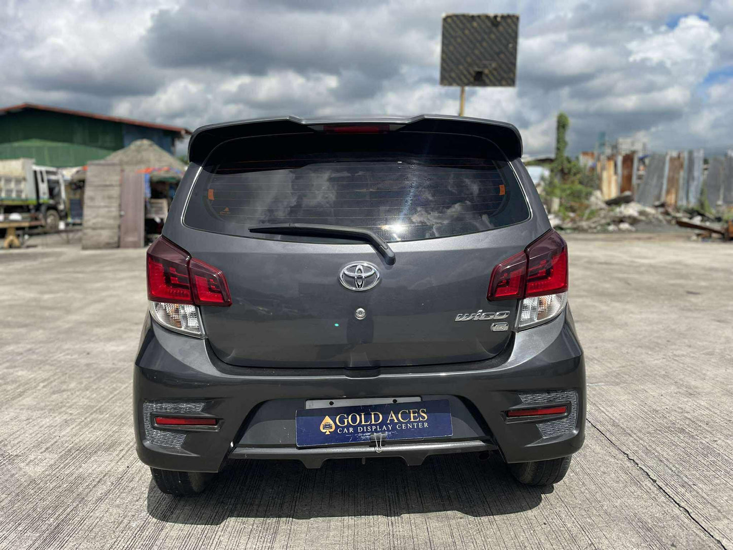 2019 TOYOTA WIGO G 1.0L AUTOMATIC TRANSMISSION Gold Aces Car Display Center