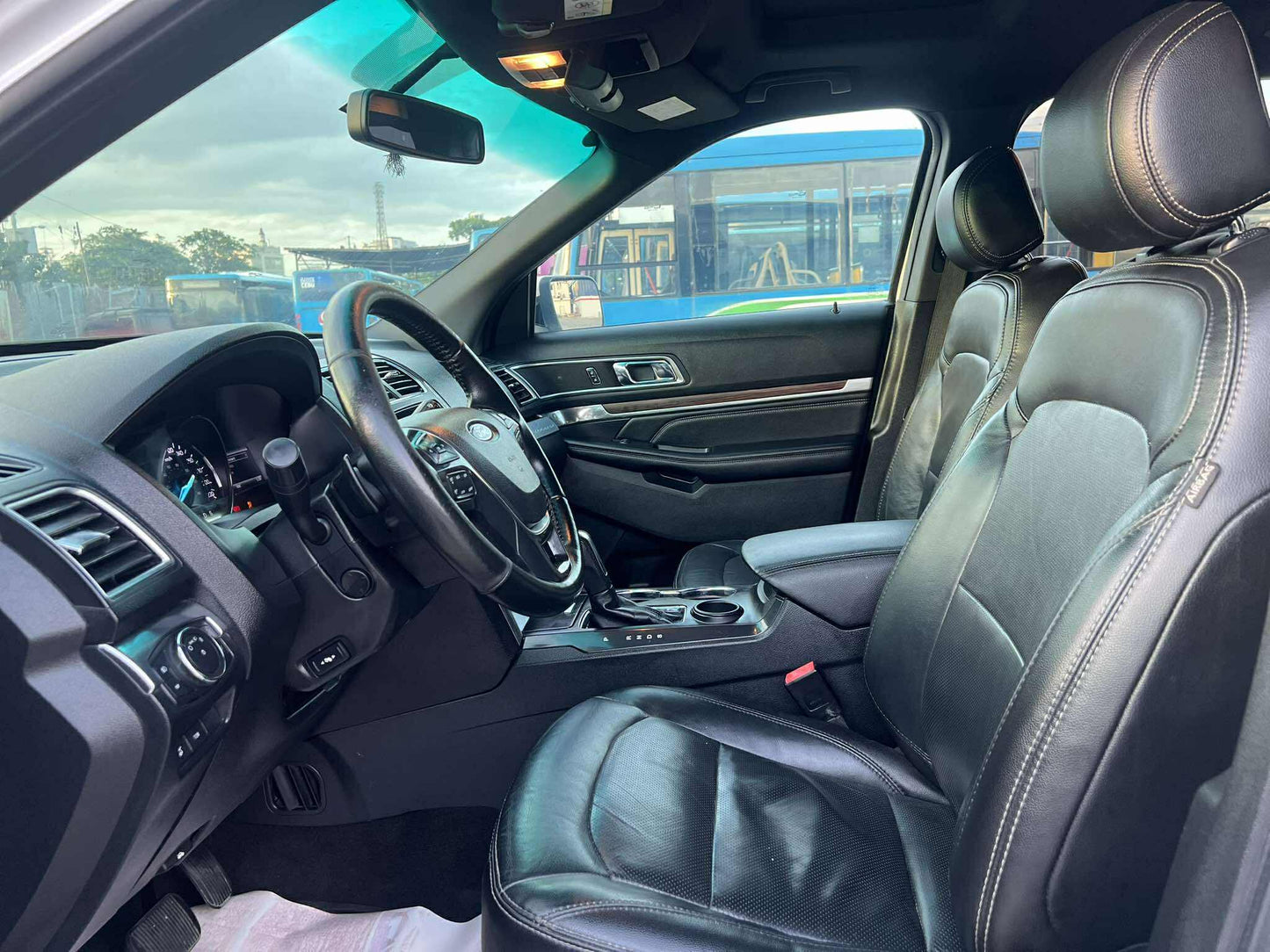 2016 FORD EXPLORER 2.3L AUTOMATIC TRANSMISSION (52T KMS ONLY!) Gold Aces Car Display Center