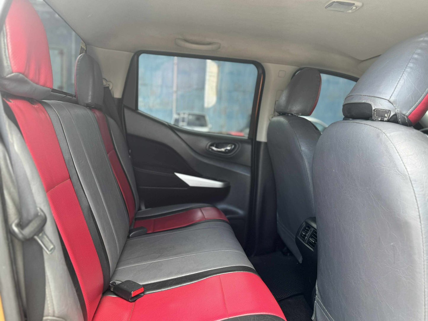 2018 NISSAN NAVARA 2.5L4X2 VL AUTOMATIC TRANSMISSION Gold Aces Car Display Center