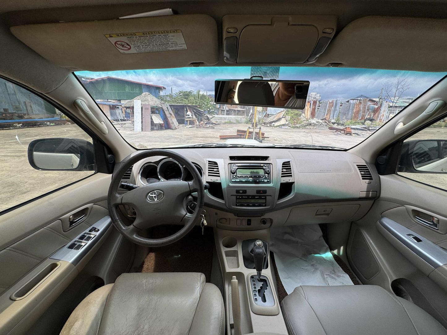 2007 TOYOTA FORTUNER 3.0L 4X4 AUTOMATIC TRANSMISSION Gold Aces Car Display Center