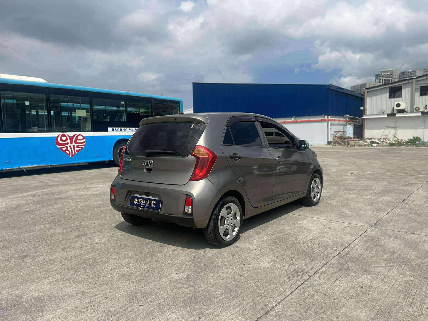 2016 KIA PICANTO 1.2L EX AUTOMATIC TRANSMISSION Gold Aces Car Display Center