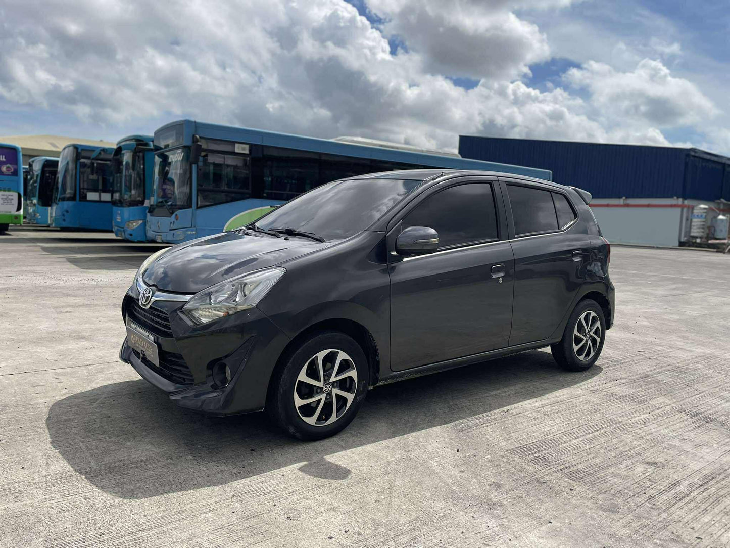 2019 TOYOTA WIGO G 1.0L AUTOMATIC TRANSMISSION Gold Aces Car Display Center